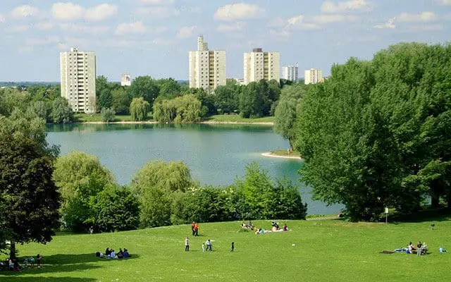 Lakes in Munich The Lerchenauer See