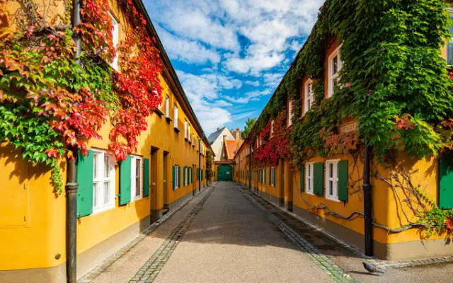 what is the oldest city on Bavaria image featuring the Fuggerei