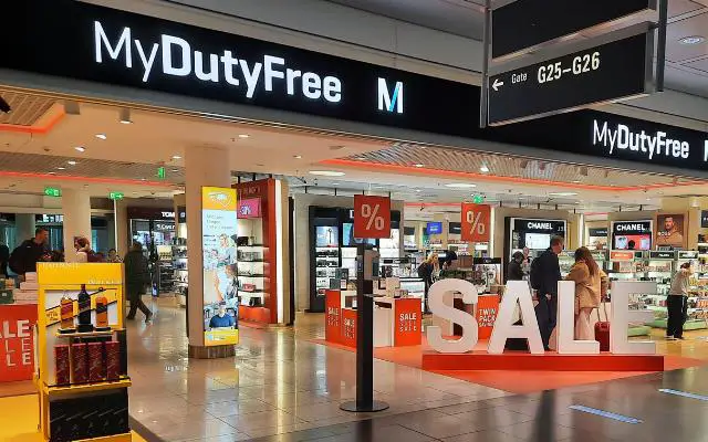 Munich Airport Flughafen München Duty Free Shop